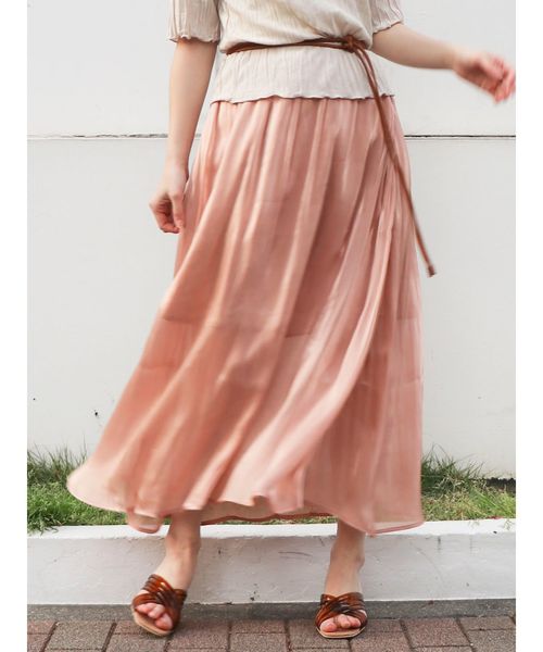 dazzlin（ダズリン）の「ミラーリングプリーツマキシスカート（スカート・レディース・ベージュ/オレンジ/ブルー・FREE）」の18枚目の写真