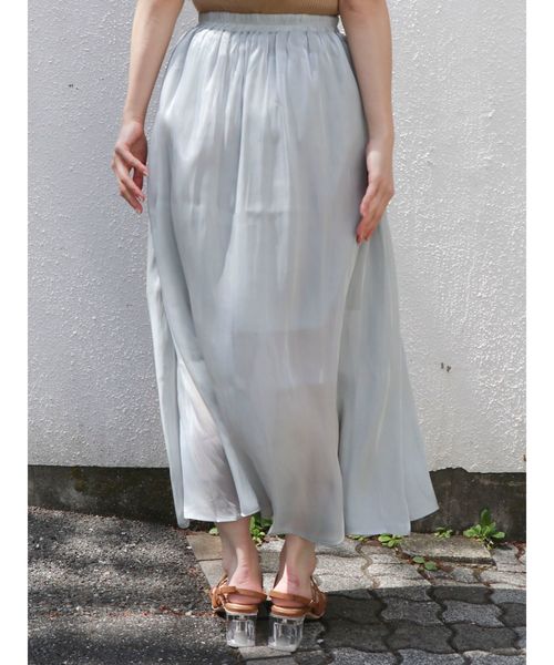 dazzlin（ダズリン）の「ミラーリングプリーツマキシスカート（スカート・レディース・ベージュ/オレンジ/ブルー・FREE）」の11枚目の写真