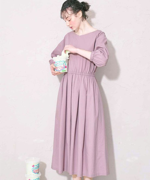 シロップ.(シロップ.)の「ギャザーたっぷり 後ろリボンワンピース(ワンピース・レディース・ネイビー/ラベンダー・X-LARGE/LARGE/XX-LARGE/MEDIUM/SMALL)」の2枚目の写真
