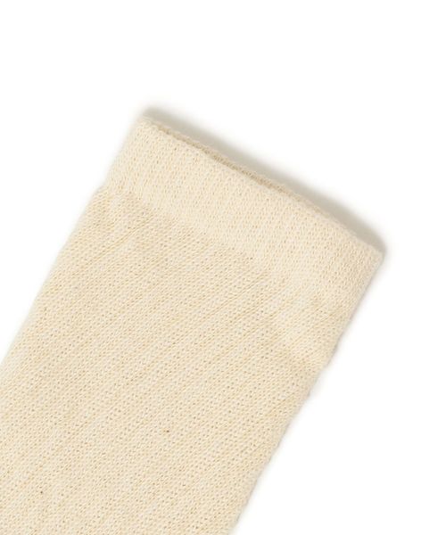 SHIPS any（シップス エニィ）の「ORGANIC THREADS: 3ピース レギュラー クルー ソックス（ソックス/靴下・メンズ・ナチュラル・ONE SIZE）」の2枚目の写真