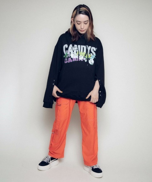 Candy Stripper(キャンディストリッパー)の「ASSORTED CANDY HOODIE(パーカー・レディース・オフホワイト/ブラック/パープル/イエロー・2)」の12枚目の写真