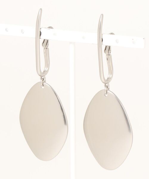 Mila Owen（ミラオーウェン）の「メタルプレートチャームイヤリング（イヤリング・レディース・シルバー/ゴールド・FREE）」の10枚目の写真