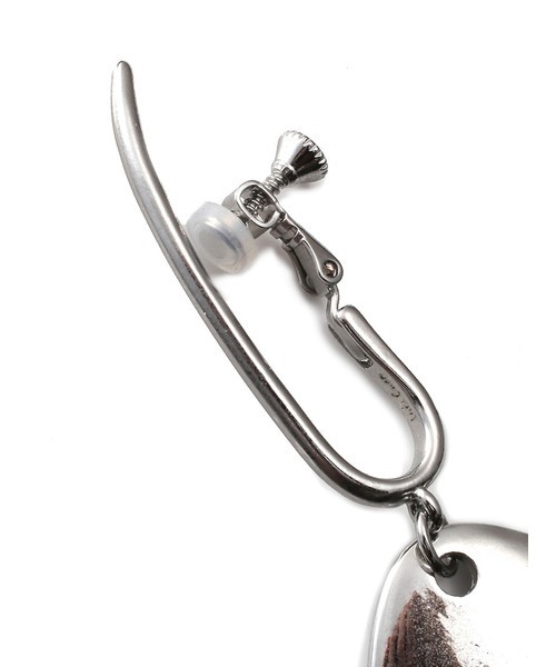 Mila Owen（ミラオーウェン）の「メタルプレートチャームイヤリング（イヤリング・レディース・シルバー/ゴールド・FREE）」の5枚目の写真