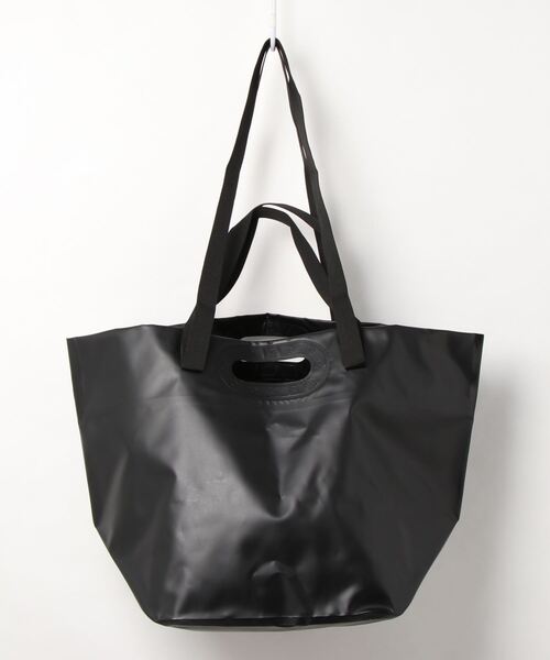 FRUIT OF THE LOOM(フルーツオブザルーム)の「【W】【FRUIT OF THE LOOM】FTL WELDER TOTE-M(トートバッグ・レディース・ブラック/グリーン/パープル/イエロー/オレンジ・FREE)」の7枚目の写真