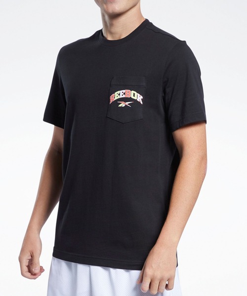 Reebok(リーボック)の「クラシックス バスケットボール ポケットTシャツ / Classics Basketball Pocket T-Shirt(Tシャツ/カットソー・メンズ・ブラック/ホワイト・SMALL/MEDIUM/LARGE/XXX-LARGE/X-SMALL/X-LARGE/XX-LARGE)」の6枚目の写真