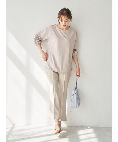 earth music&ecology(アースミュージックアンドエコロジー)の「Gratefullness ロゴプルオーバー *(Tシャツ/カットソー・レディース・ピンクベージュ/チャコールグレー/ブラウン/ホワイト・FREE)」の9枚目の写真