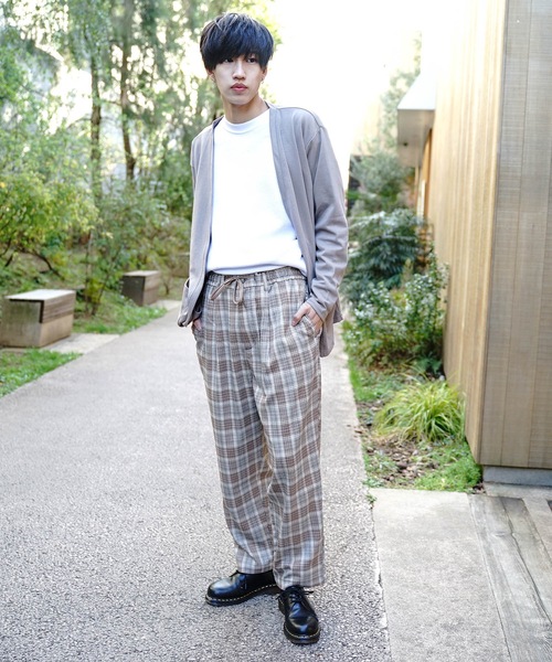 Blue Standard (ブルースタンダード)の「【BLUE STANDARD】チェックパンツ ワイドパンツ ウエストゴム/イージーパンツ仕様(その他パンツ・メンズ・ベージュ/ネイビー/グレー・MEDIUM/LARGE/X-LARGE)」の9枚目の写真