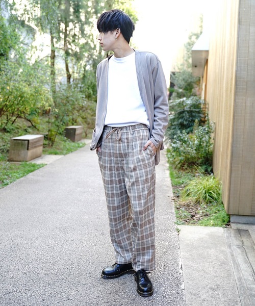 Blue Standard (ブルースタンダード)の「【BLUE STANDARD】チェックパンツ ワイドパンツ ウエストゴム/イージーパンツ仕様(その他パンツ・メンズ・ベージュ/ネイビー/グレー・MEDIUM/LARGE/X-LARGE)」の10枚目の写真