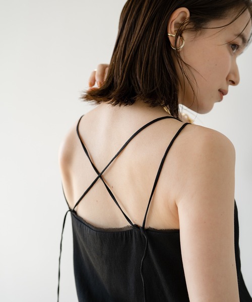 LOUNGEDRESS（ラウンジドレス）の「キャミソールブラウス（キャミソール・レディース・ブラック/ベージュ・FREE）」の16枚目の写真