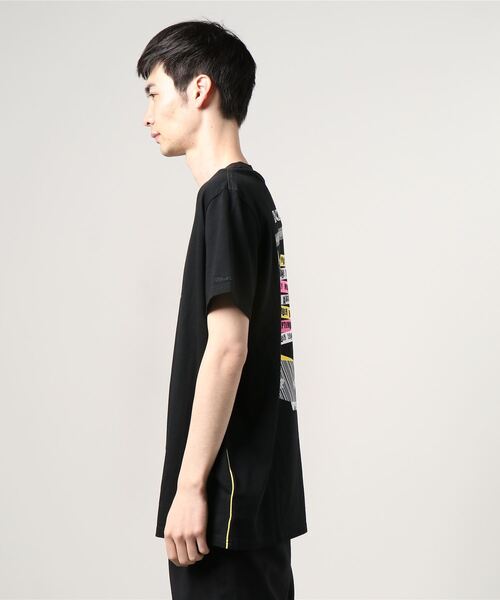 MOOSE KNUCKLES（ムースナックルズ）の「MOOSE KNUCKLES(ムースナックルズ）TONIGHT TEE（Tシャツ/カットソー・メンズ・ブラック・LARGE）」の2枚目の写真