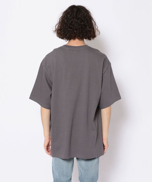 COVERNAT（カバーナット）の「COVERNAT(カバーナット)スモールアーチロゴダスティー S/S Tシャツ（Tシャツ/カットソー・メンズ・ブルー/チャコール/ホワイト・MEDIUM/SMALL/LARGE）」の4枚目の写真