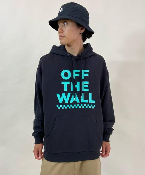 VANS（バンズ）の「VANS/バンズ　ルーズシルエット ロゴプリントパーカー 121K1030300（パーカー・メンズ・ベージュ/ブラック/レッド・L/XL/S/M）」の2枚目の写真