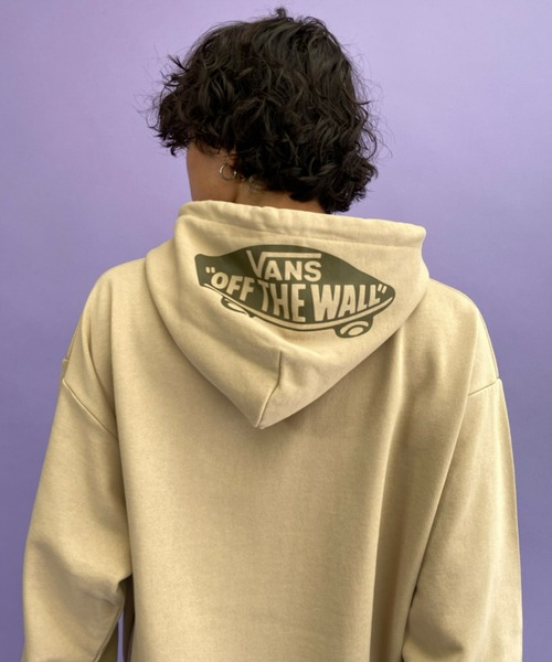 VANS（バンズ）の「VANS/バンズ　ルーズシルエット ロゴプリントパーカー 121K1030300（パーカー・メンズ・ベージュ/ブラック/レッド・L/XL/S/M）」の19枚目の写真