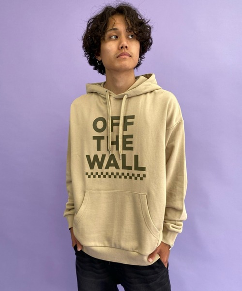 VANS（バンズ）の「VANS/バンズ　ルーズシルエット ロゴプリントパーカー 121K1030300（パーカー・メンズ・ベージュ/ブラック/レッド・L/XL/S/M）」の13枚目の写真