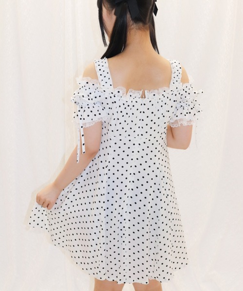 Secret Honey（シークレットハニー）の「オフショルダードット柄