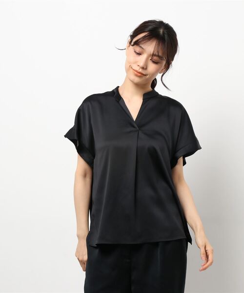 allureville（アルアバイル）の「スキッパーステップヘムブラウス