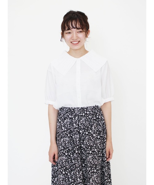 ehka sopo（エヘカソポ）の「プリーツ衿ブラウス（シャツ/ブラウス・レディース・ベージュ/サックスブルー/オフホワイト/ミント・ﾌﾘ-）」の2枚目の写真