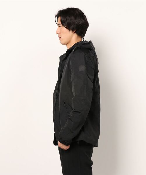 Guess（ゲス）の「Wind Proof Jacket（ナイロンジャケット・メンズ・ブラック/オリーブ・SMALL/MEDIUM/LARGE/X-LARGE）」の8枚目の写真