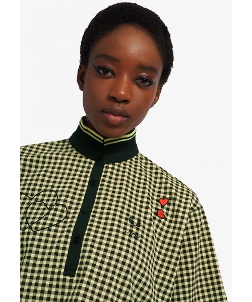 新品未使用Fred Perry × Amy Winehouse半袖チェックシャツ 新品未使用Fred Perry × Amy Winehouse半袖チェックシャツ