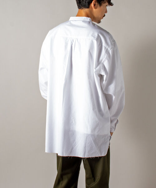 GLOSTER（グロスター）の「【GLOSTER/グロスター】オーガニックコットン スタンドカラーシャツ（シャツ/ブラウス・メンズ・ホワイト/ブラック/サックスブルー・MEDIUM/LARGE）」の4枚目の写真