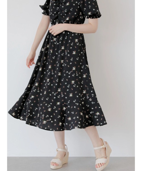 ★IAMMARI★ フラワーシャーリングワンピース ☆IAMMARI☆ フラワーシャーリングワンピース (I AM MARI