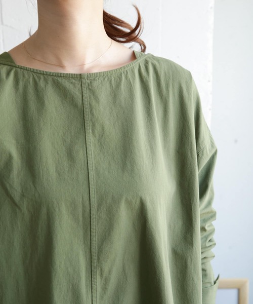 URBAN RESEARCH DOORS（アーバンリサーチドアーズ）の「コットンボートネックワイドブラウス（シャツ/ブラウス・レディース・ネイビー/カーキ/アイボリー・ONE）」の13枚目の写真