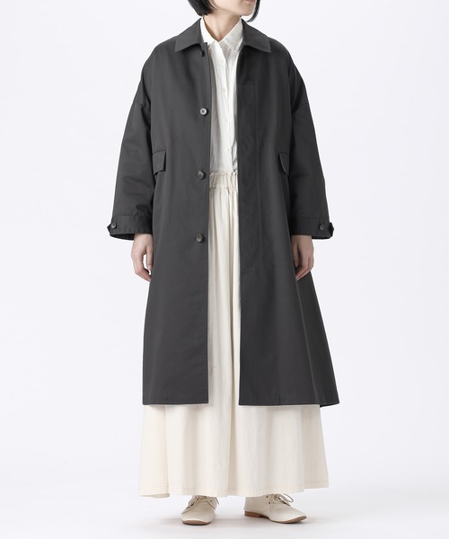 SETTO（セット）の「UMEHARU COAT：オーバーステンカラーコート（ステンカラーコート・レディース・グレー/ライトベージュ・M/L/S）」の2枚目の写真