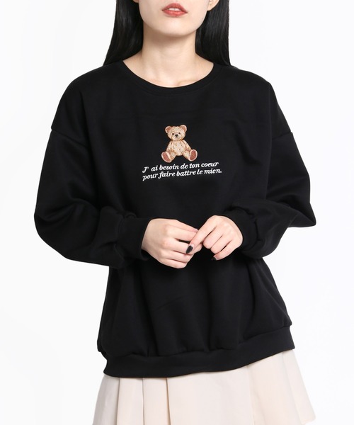 WC(ダブル シー)の「裏起毛クマ刺繍スウェット(スウェット・レディース・ホワイト/ブラック・FREE)」の1枚目の写真