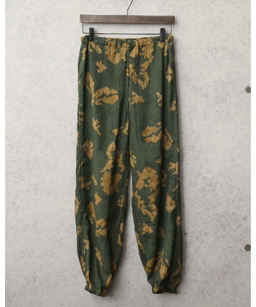 MILITARY(ミリタリー)の「実物 新品 デッドストック ロシア軍 スナイパー パンツ BEREZKA CAMOUFLAGE(その他パンツ・メンズ・カモフラージュ・1)」の1枚目の写真