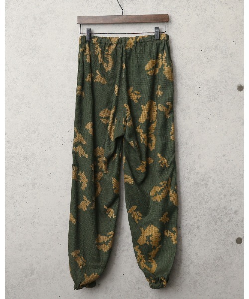 MILITARY(ミリタリー)の「実物 新品 デッドストック ロシア軍 スナイパー パンツ BEREZKA CAMOUFLAGE(その他パンツ・メンズ・カモフラージュ・1)」の3枚目の写真