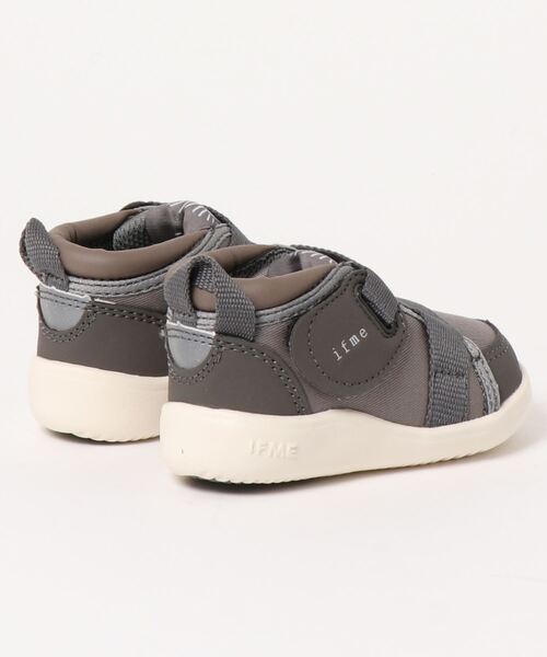 IFME(イフミー)の「《IFME》イフミーベビーシューズ ifme nature 20-1805(スニーカー・キッズ・グレー/ベージュ・12.0cm/12.5cm/13.5cm/14.0cm/13.0cm/15.0cm/14.5cm)」の3枚目の写真