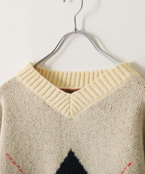 ZIP FIVE（ジップファイブ）の「【ZOZO限定】【風早ゆうた×ZIPFIVE】ビッグアーガイル Ｖネック  リラックスニット バックデザイン付き【ユニセックス】（ニット/セーター・メンズ・アイボリー/ネイビー・SMALL/LARGE/MEDIUM）」の7枚目の写真