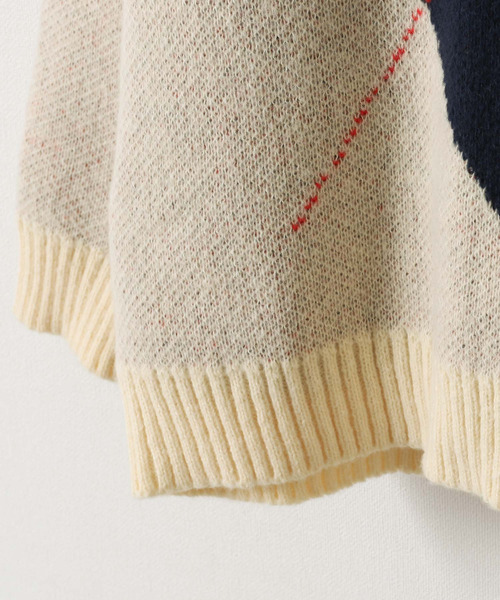 ZIP FIVE（ジップファイブ）の「【ZOZO限定】【風早ゆうた×ZIPFIVE】ビッグアーガイル Ｖネック  リラックスニット バックデザイン付き【ユニセックス】（ニット/セーター・メンズ・アイボリー/ネイビー・SMALL/LARGE/MEDIUM）」の9枚目の写真