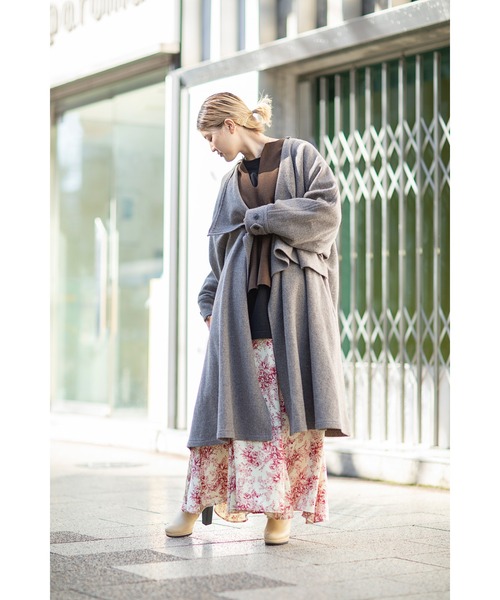 mici（ミチ）の「(mici)ガウンコート（その他アウター・レディース・ブラウン/ベージュ・ONE SIZE）」の3枚目の写真