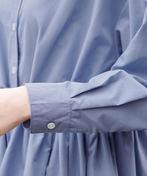 PURIL（ピュリル）の「【PURIL】スタンドカラー2wayウェストリボン付き ゆるシャツワンピース（シャツワンピース・レディース・ホワイト/ベージュ/ブルー・S/M）」の10枚目の写真