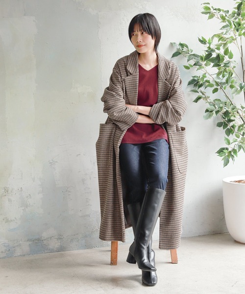 LAKOLE(ラコレ)の「12Gレーヨン総針編みVネックニット / 239484(ニット/セーター・レディース・ネイビー/マスタード/サンドグレー/アイボリー/バーガンディー・SMALL/MEDIUM)」の14枚目の写真