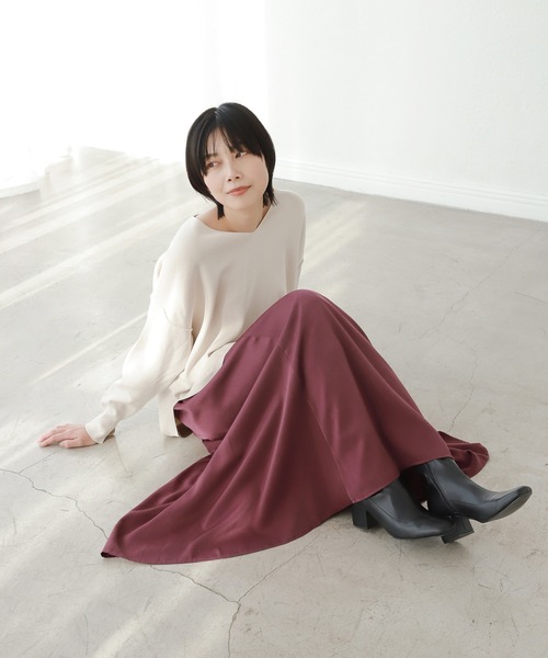 LAKOLE(ラコレ)の「12Gレーヨン総針編みVネックニット / 239484(ニット/セーター・レディース・ネイビー/マスタード/サンドグレー/アイボリー/バーガンディー・SMALL/MEDIUM)」の18枚目の写真