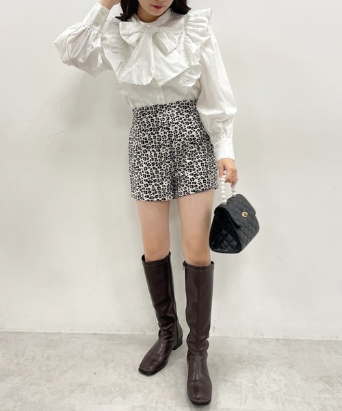 one after another NICE CLAUP(ワンアフターアナザーナイスクラップ)の「ボウタイ取り外し可能 ビッグリボンフリルブラウス(シャツ/ブラウス・レディース・ネイビー/オフホワイト/ブルー系その他/ブルー系その他2/サックスブルー/ネイビー系/チェック・FREE)」の14枚目の写真