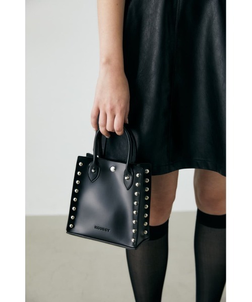 MOUSSY（マウジー）の「STUDS HANDLE バッグ（ショルダーバッグ・レディース・ホワイト/ブラック・FREE）」の2枚目の写真