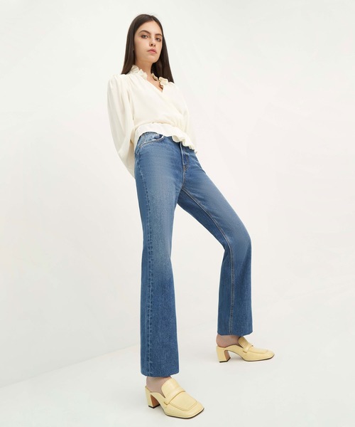 CHARLES & KEITH(チャールズ & キース)の「クロックエフェクト ブロックヒールローファーミュール / Croc-Effect Block Heel Loafer Mules(サンダル・レディース・ブラック/イエロー系その他3・22.5cm/23cm/23.5cm/24.5cm/25cm/25.5cm/22cm)」の14枚目の写真
