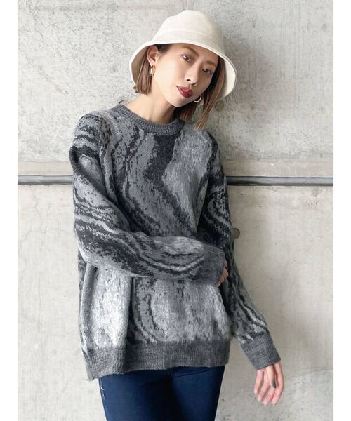 EMODA（エモダ）の「ジャガードウェーブニット（ニット/セーター・レディース・グレー/ベージュ/オレンジ・FREE）」の2枚目の写真