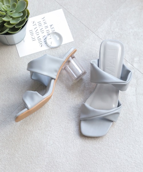 VIVIAN（ヴィヴィアン）の「ダブルツイストベルトクリアヒールミュールサンダル（サンダル・レディース・ブルー/グレー系その他7/ブラック/アイボリー・L/LL/M/S）」の4枚目の写真