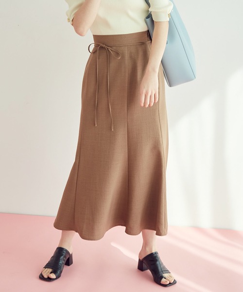 VIS（ビス）の「【セットアップ対応】リネンライクマーメイドスカート（スカート・レディース・ホワイト系その他6/ブラウン/ミント/オレンジ/ホワイト系その他5/ダークグリーン/ネイビー・M/S/L）」の4枚目の写真