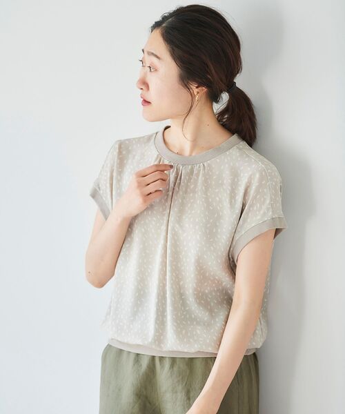 le.coeur blanc（ルクールブラン）の「ジオメトリックプリントリブブラウス（シャツ/ブラウス・レディース・ベージュ系その他2/ブラック系その他・38）」の6枚目の写真