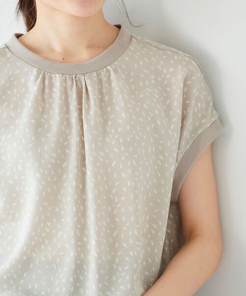 le.coeur blanc（ルクールブラン）の「ジオメトリックプリントリブブラウス（シャツ/ブラウス・レディース・ベージュ系その他2/ブラック系その他・38）」の7枚目の写真