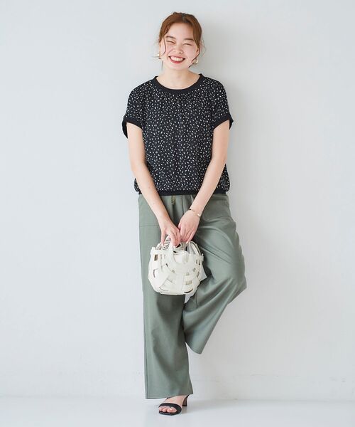 le.coeur blanc（ルクールブラン）の「ジオメトリックプリントリブブラウス（シャツ/ブラウス・レディース・ベージュ系その他2/ブラック系その他・38）」の14枚目の写真