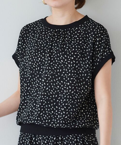 le.coeur blanc（ルクールブラン）の「ジオメトリックプリントリブブラウス（シャツ/ブラウス・レディース・ベージュ系その他2/ブラック系その他・38）」の22枚目の写真