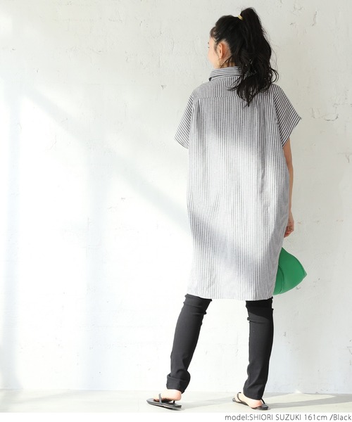 coca(coca)(コカ)の「ストライプオックス半袖シャツ(シャツ/ブラウス・レディース・ブラック/ブルー・ONE SIZE)」の5枚目の写真