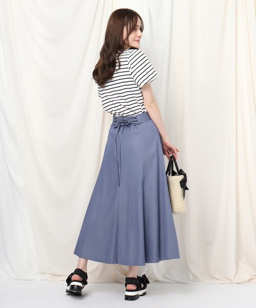 couture brooch（クチュールブローチ）の「◆軽くて洗える/デニムライク　バックレースアップフレアスカート（スカート・レディース・ネイビー/サックスブルー・40/36/34/38/42）」の8枚目の写真