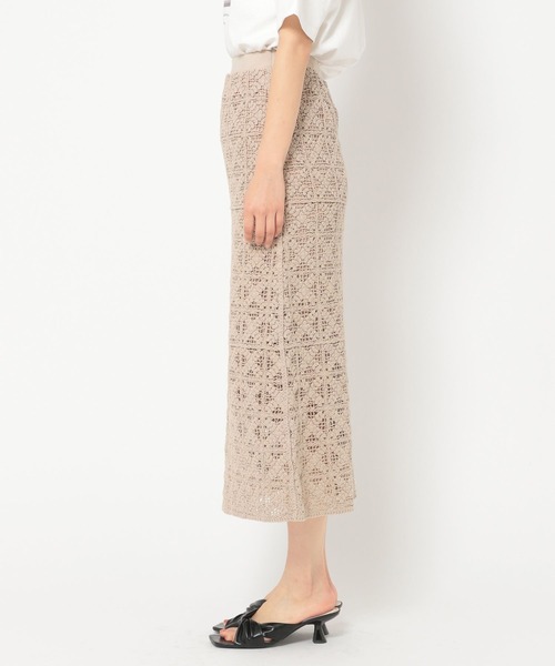 mysty woman(ミスティウーマン)の「モチーフシシュウスカート 275424(スカート・レディース・ブラック/ベージュ/アイボリー・FREE)」の15枚目の写真